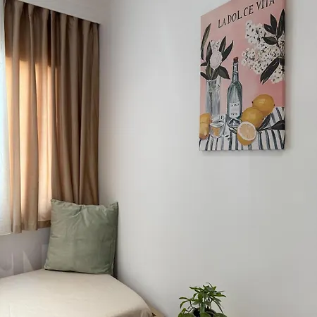 Lemon Garden Cozy 2br Private Garden Center *