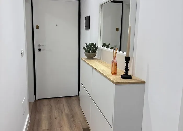 Apartman Lemon Garden Cozy 2br Private Garden Center