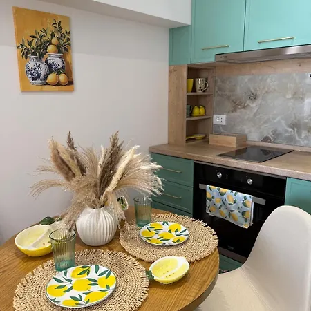 Lägenhet Lemon Garden Cozy 2br Private Garden Center Tirana