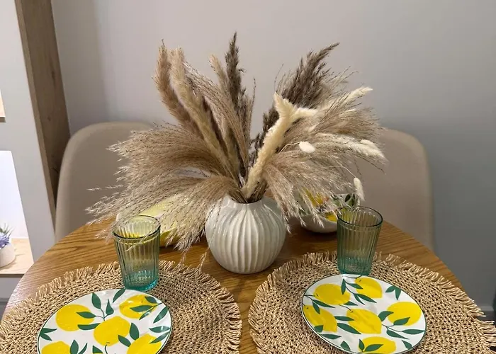 アパート Lemon Garden Cozy 2br Private Garden Center